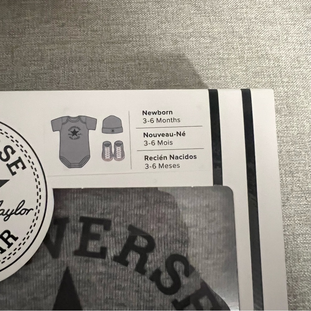 Converse Gray Baby Gift Set - Picture 2 of 4